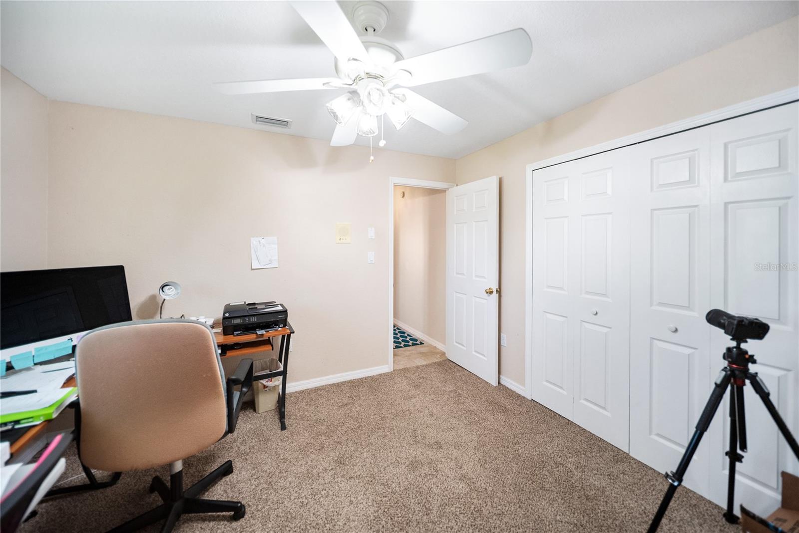 Image 28 of 40 For 22378 Peachland Boulevard