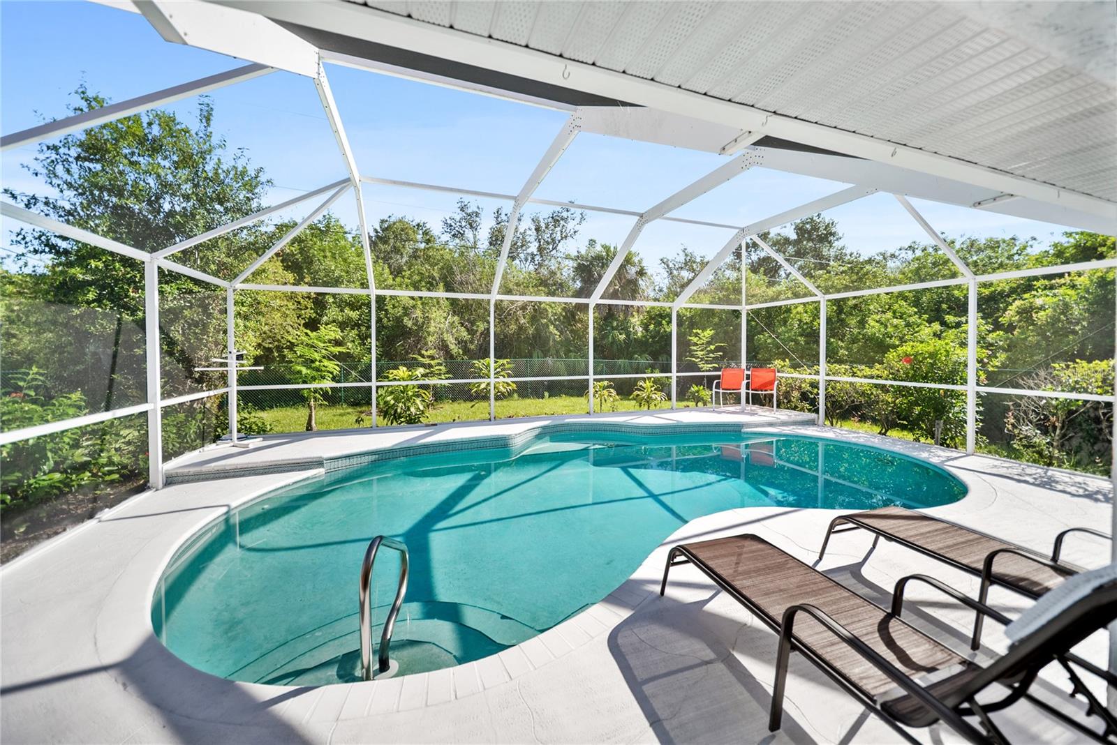 Image 35 of 40 For 22378 Peachland Boulevard