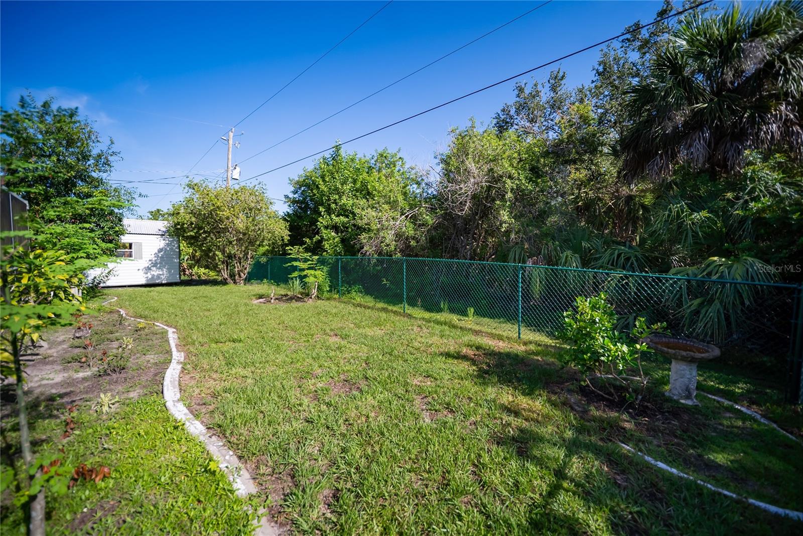 Image 37 of 40 For 22378 Peachland Boulevard