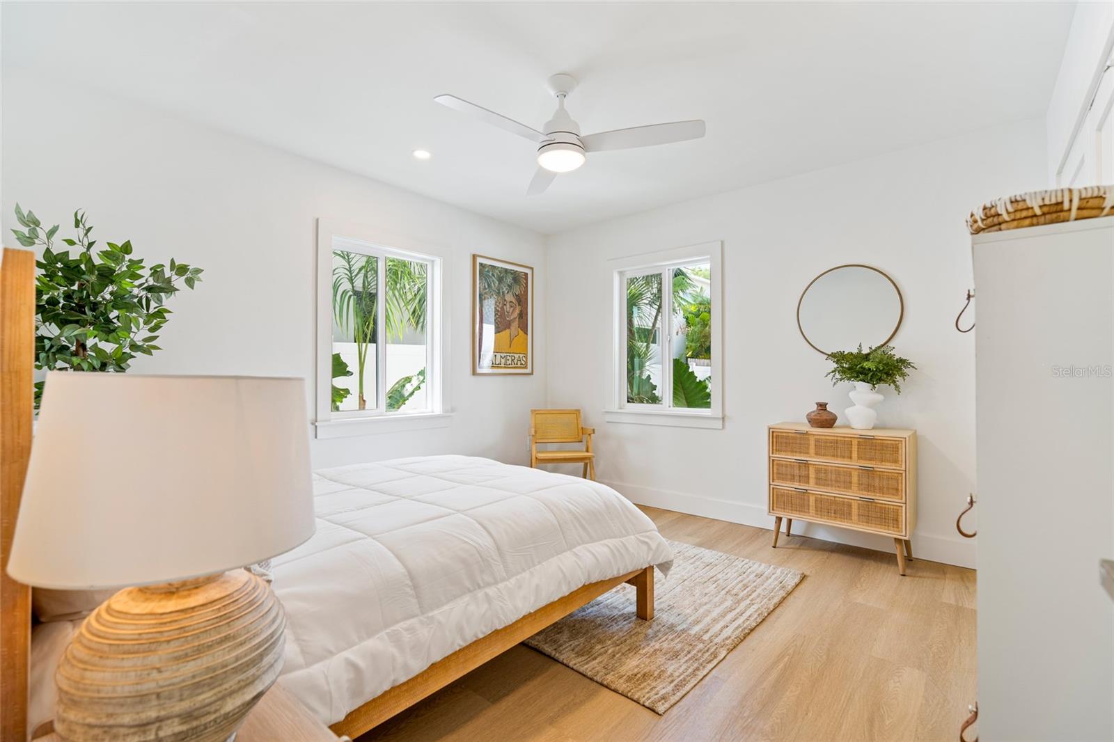 Image 30 of 40 For 2189 Hillview Street