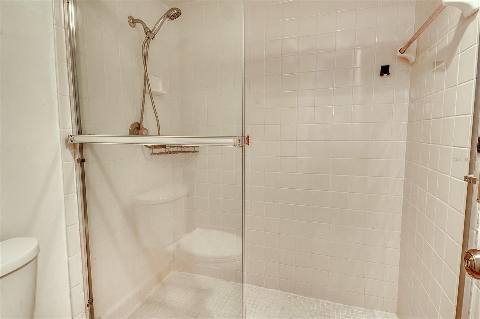 Image 26 of 94 For 4380 Exeter Drive 204