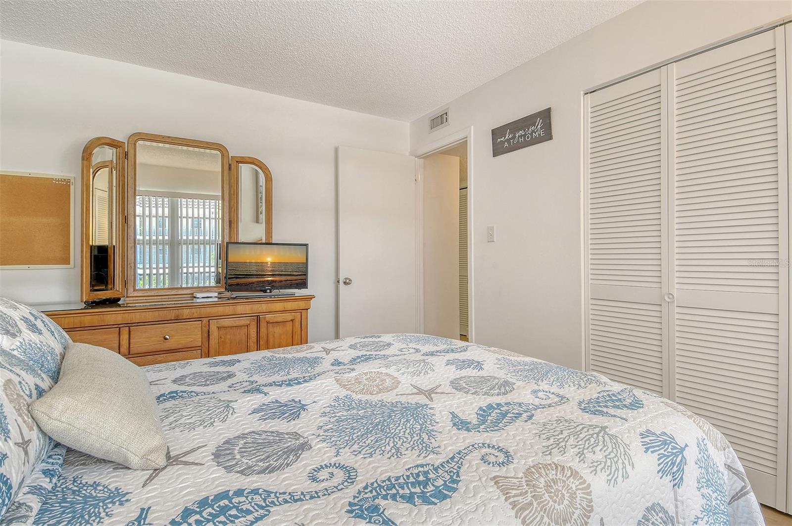 Image 29 of 94 For 4380 Exeter Drive 204