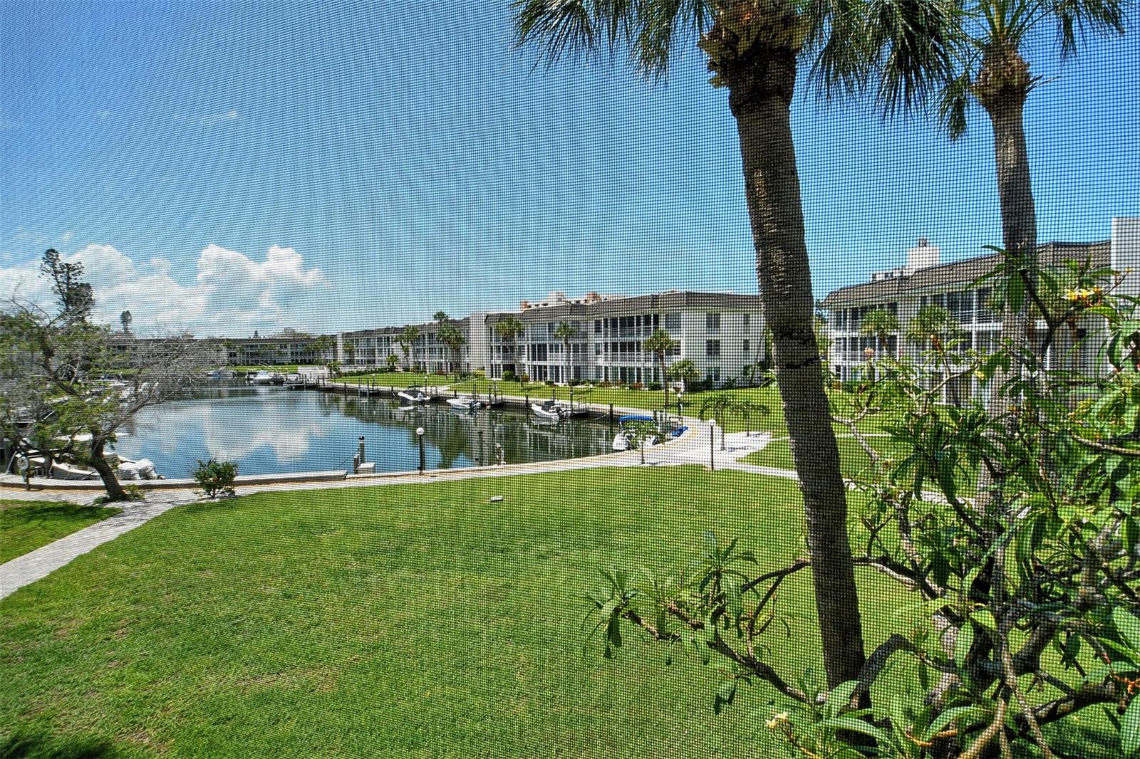 Image 32 of 94 For 4380 Exeter Drive 204