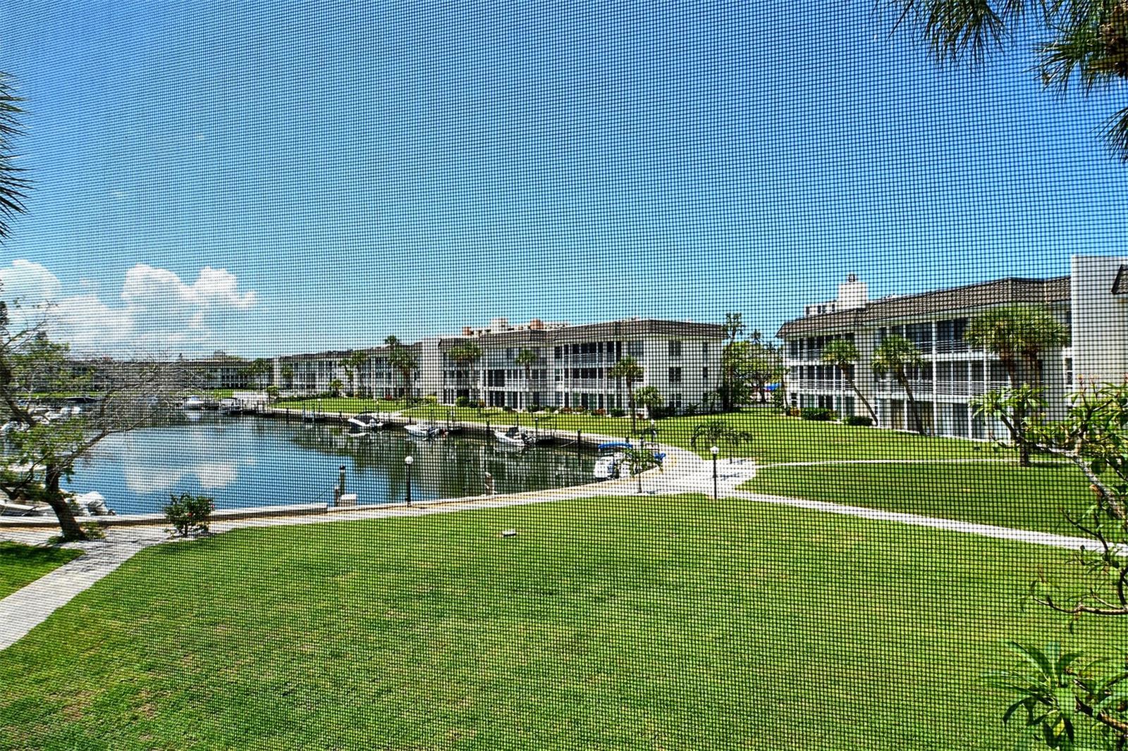 Image 33 of 94 For 4380 Exeter Drive 204