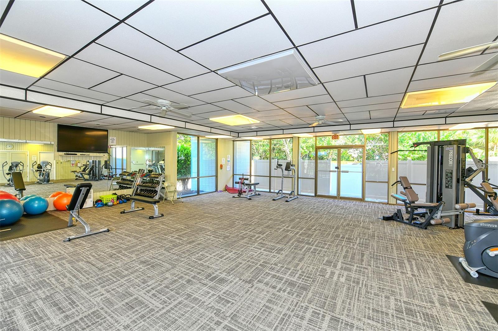 Image 50 of 94 For 4380 Exeter Drive 204