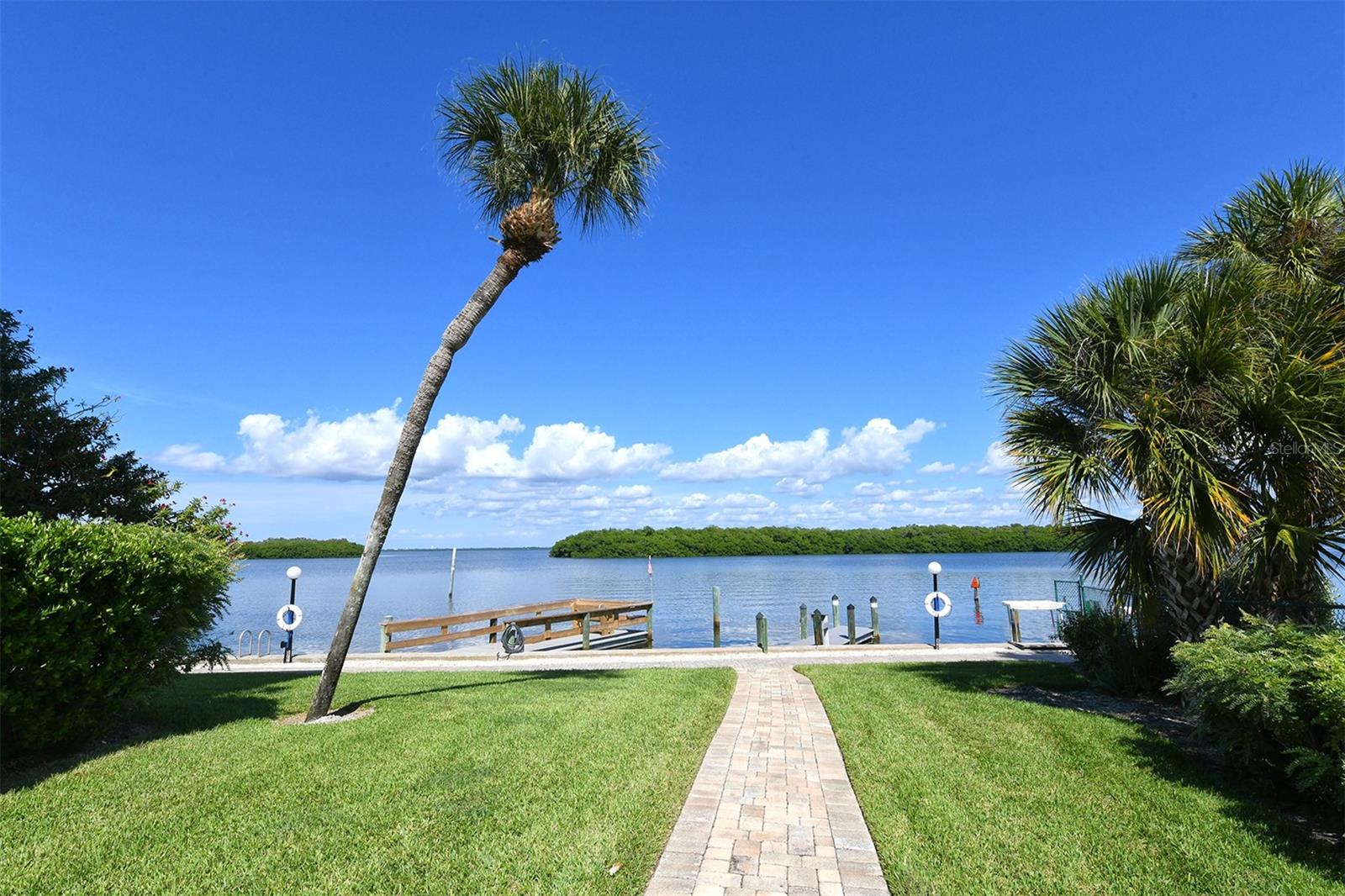 Image 64 of 94 For 4380 Exeter Drive 204