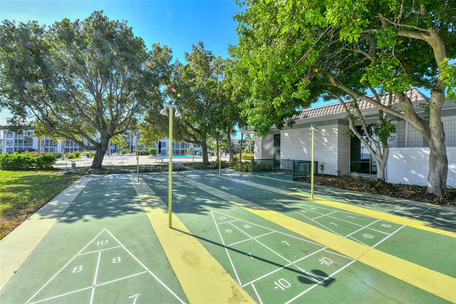 Image 70 of 94 For 4380 Exeter Drive 204