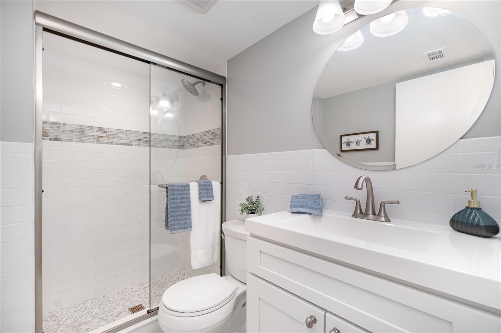 Image 13 of 32 For 522 Pine Avenue 8b