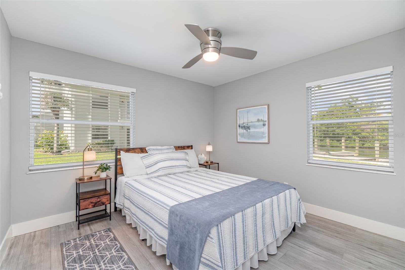 Image 15 of 32 For 522 Pine Avenue 8b