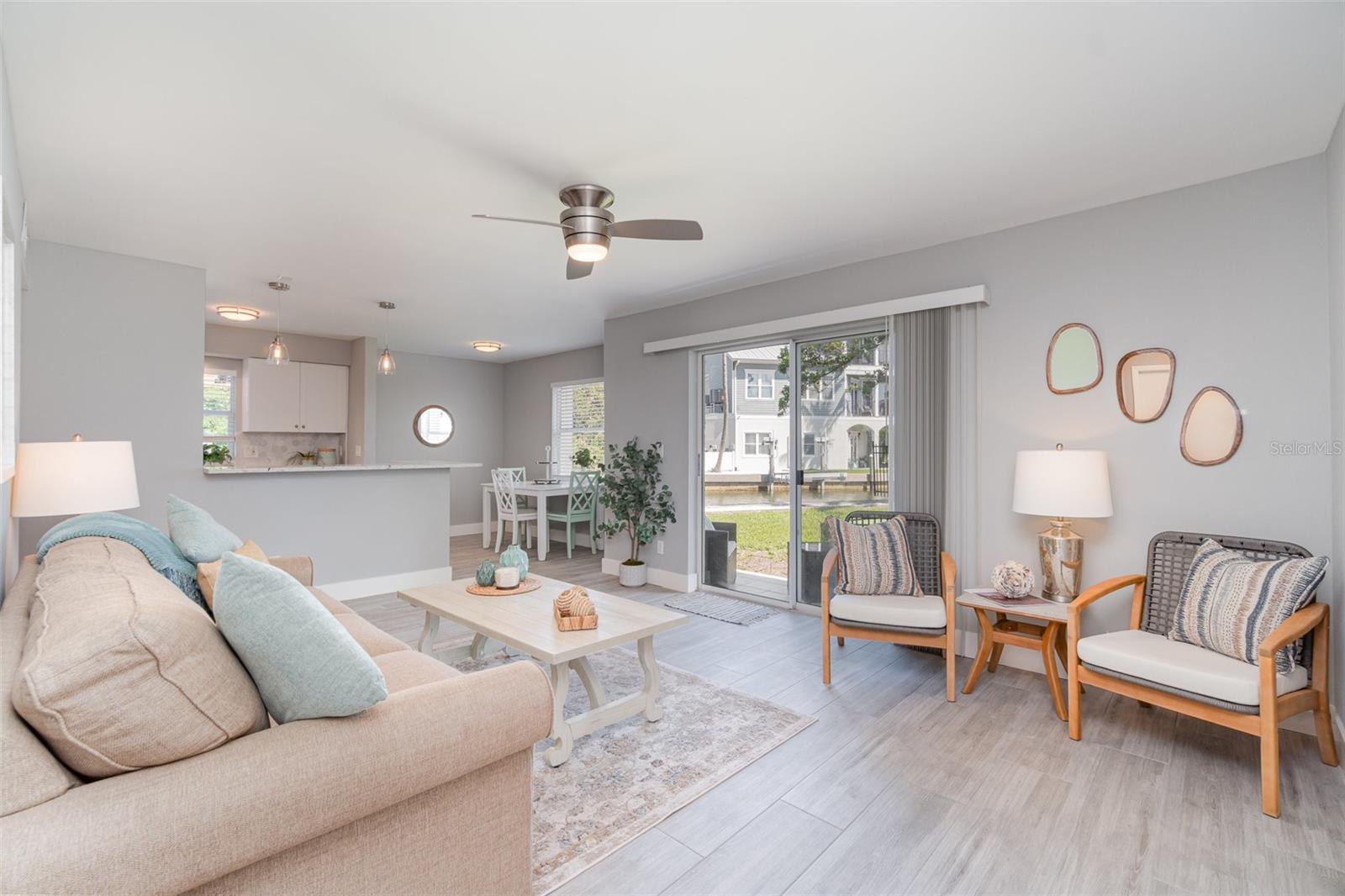 Image 3 of 32 For 522 Pine Avenue 8b