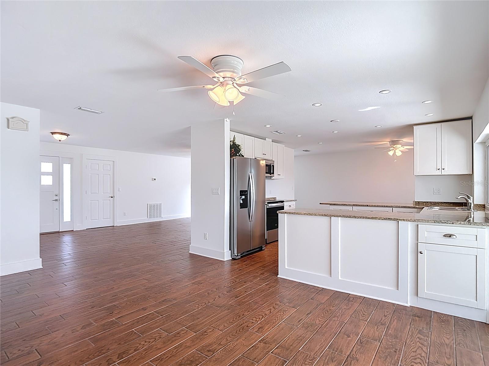 Image 11 of 23 For 6341 Cocoa Lane