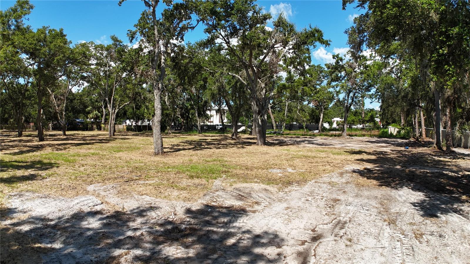 Image 19 of 20 For 0 51st Street