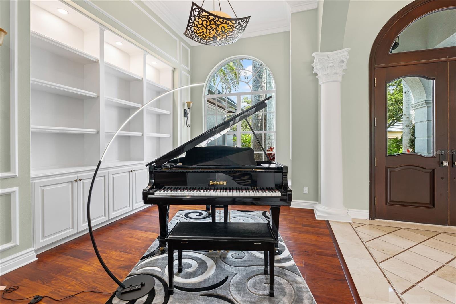 Image 13 of 92 For 6959 Westchester Circle