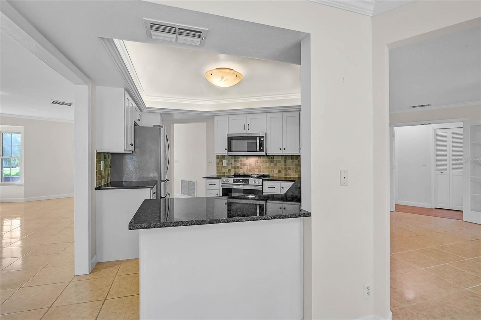 Image 3 of 37 For 1674 Cottonwood Trail
