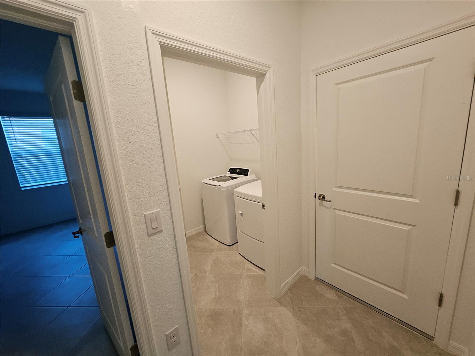 Image 11 of 34 For 11044 Pinot Drive