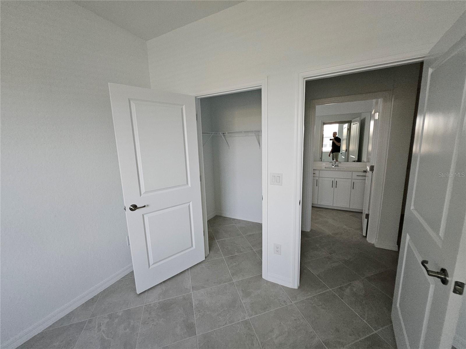 Image 16 of 34 For 11044 Pinot Drive