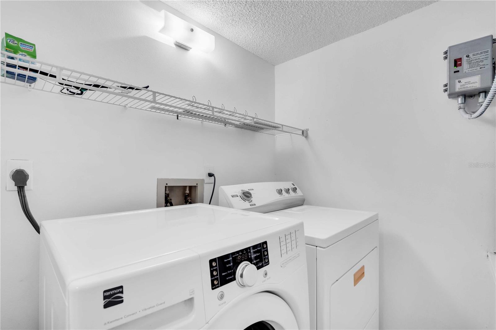 Image 12 of 15 For 7294 Cloister Drive 4