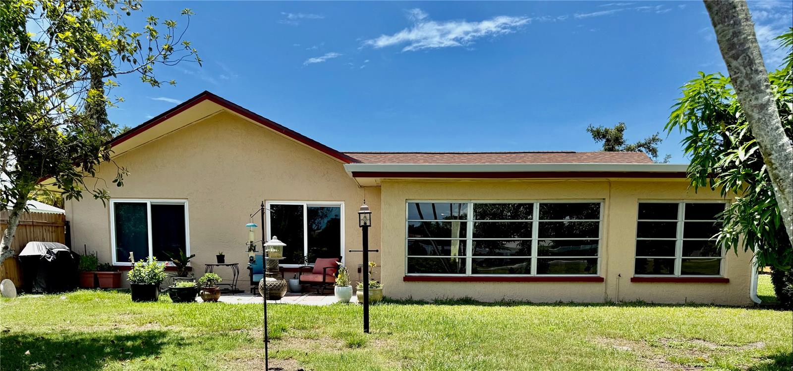 Image 20 of 27 For 6806 18th Avenue W