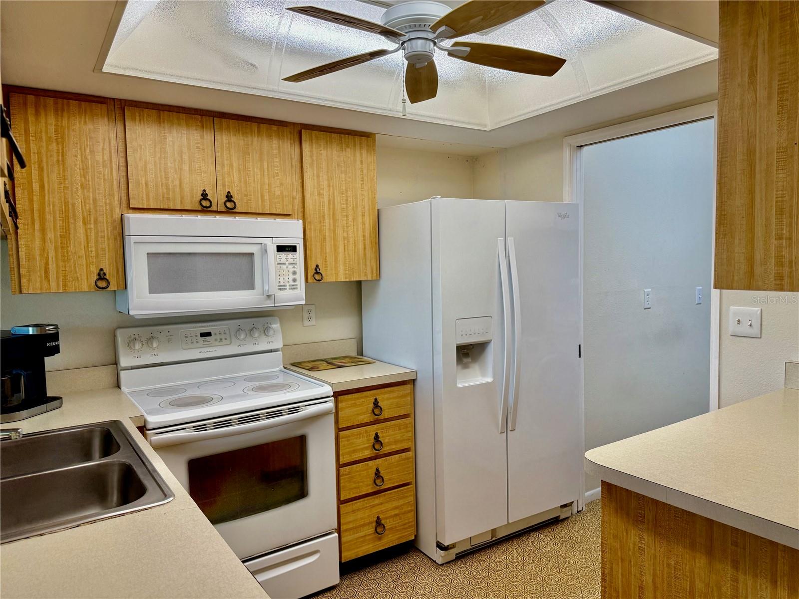Image 6 of 27 For 6806 18th Avenue W