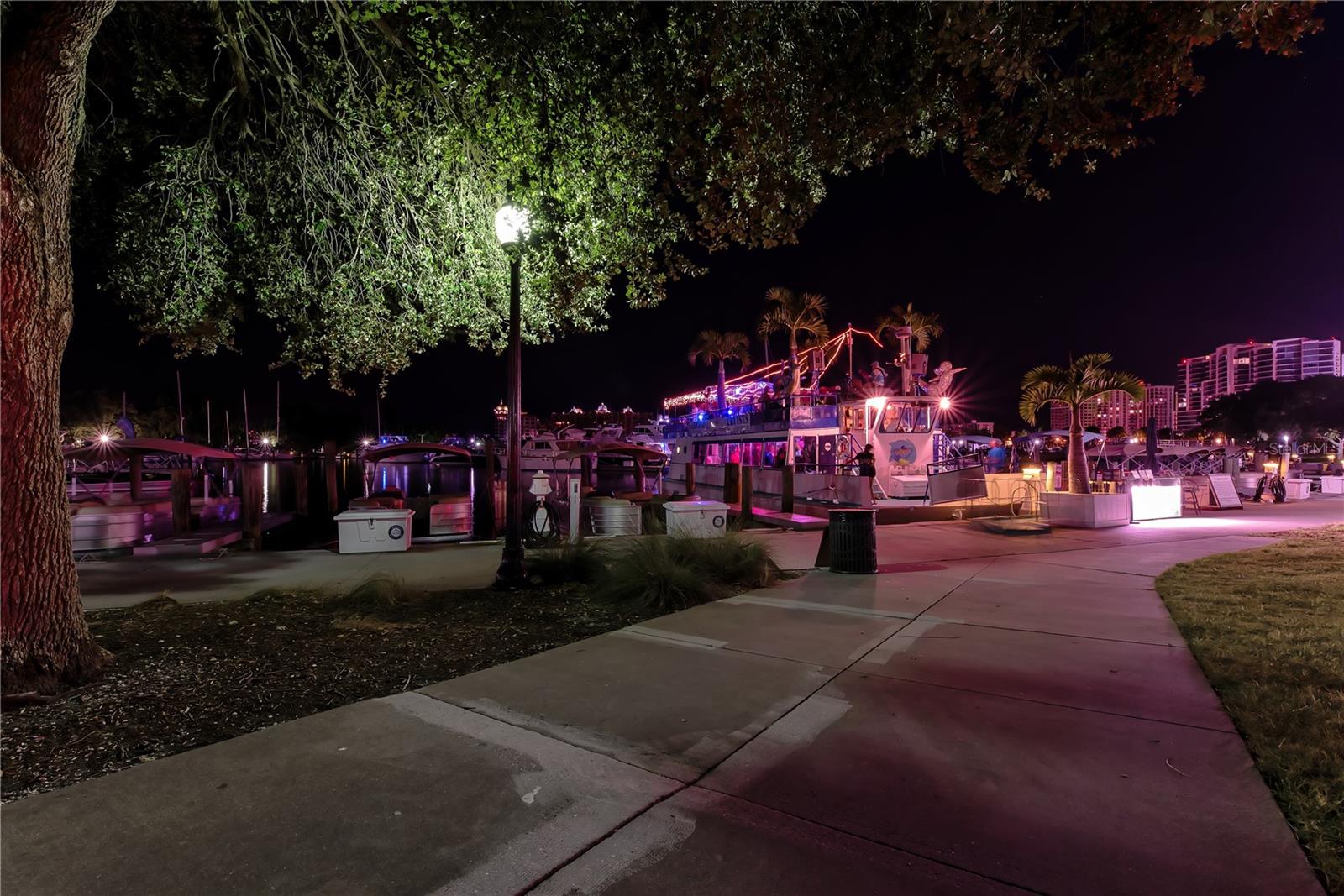 Image 82 of 86 For 2239 Wells Avenue