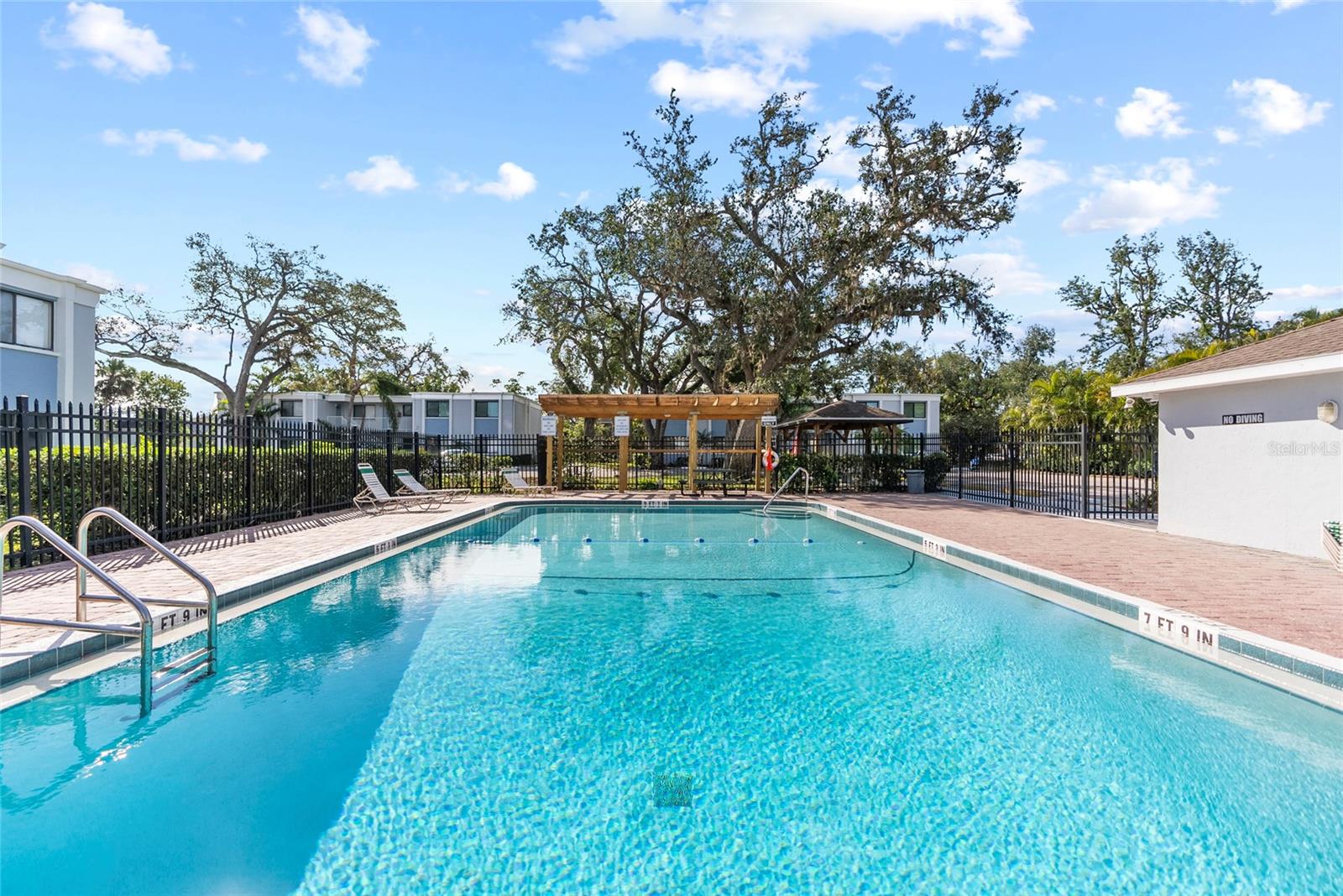 Image 15 of 19 For 5310 26th W Street 1005