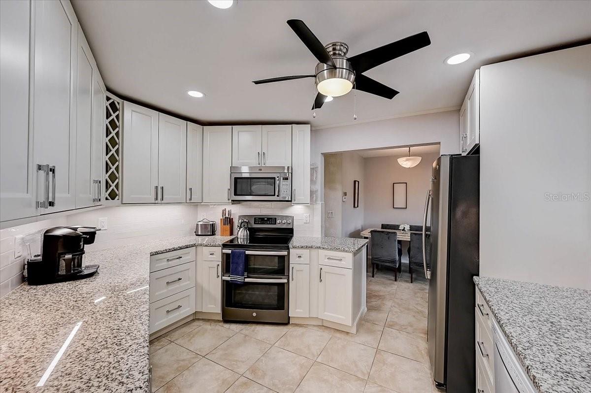 Image 17 of 55 For 10 Stone Mountain Boulevard