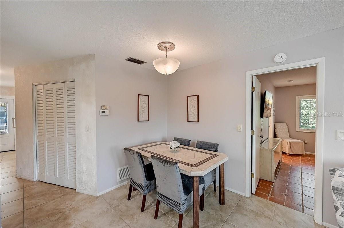 Image 18 of 55 For 10 Stone Mountain Boulevard