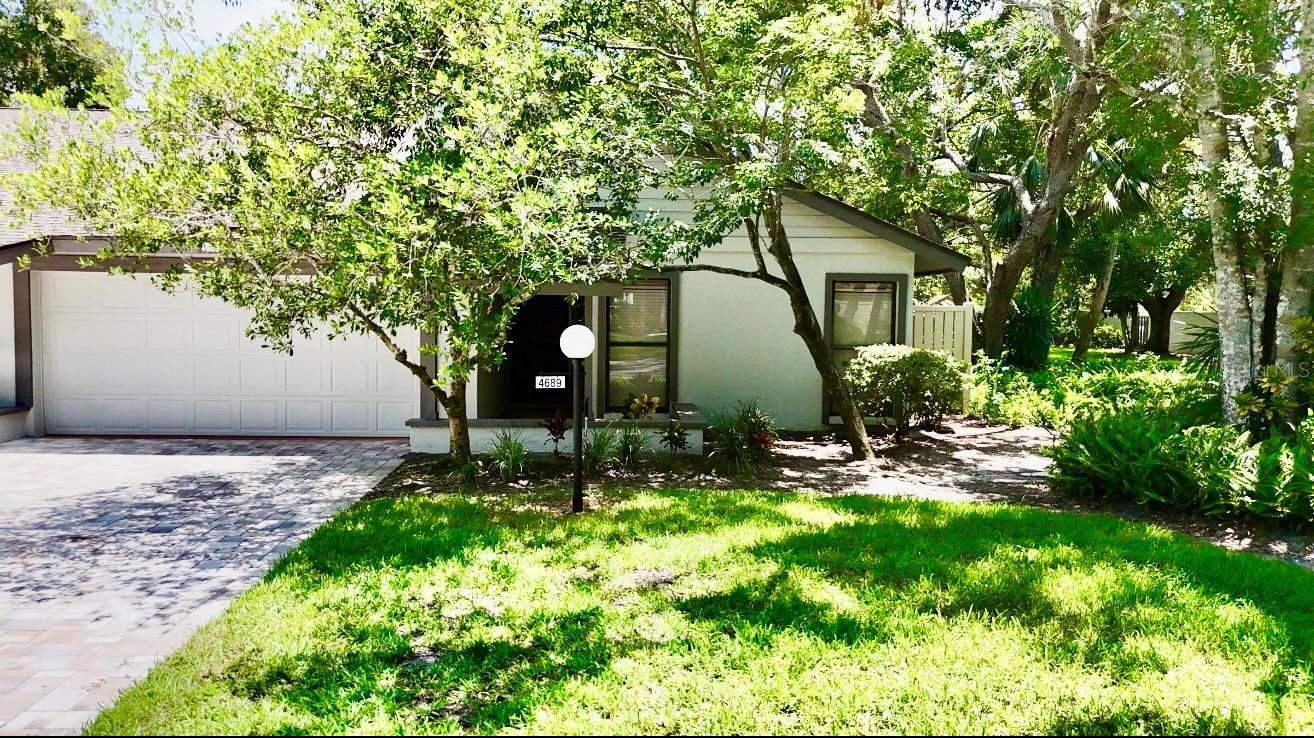 Details for 4689 Oak Forest Drive E 1, SARASOTA, FL 34231