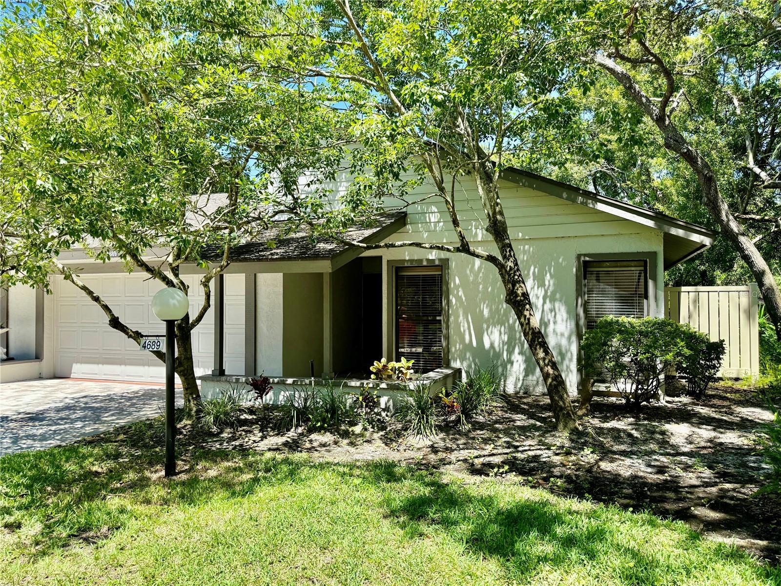 Image 2 of 26 For 4689 Oak Forest Drive E 1
