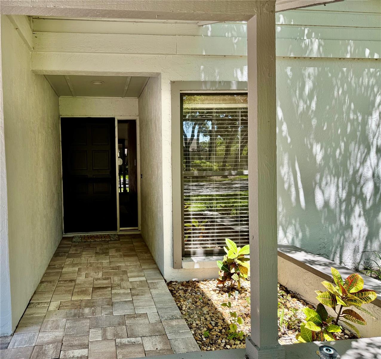 Image 3 of 26 For 4689 Oak Forest Drive E 1