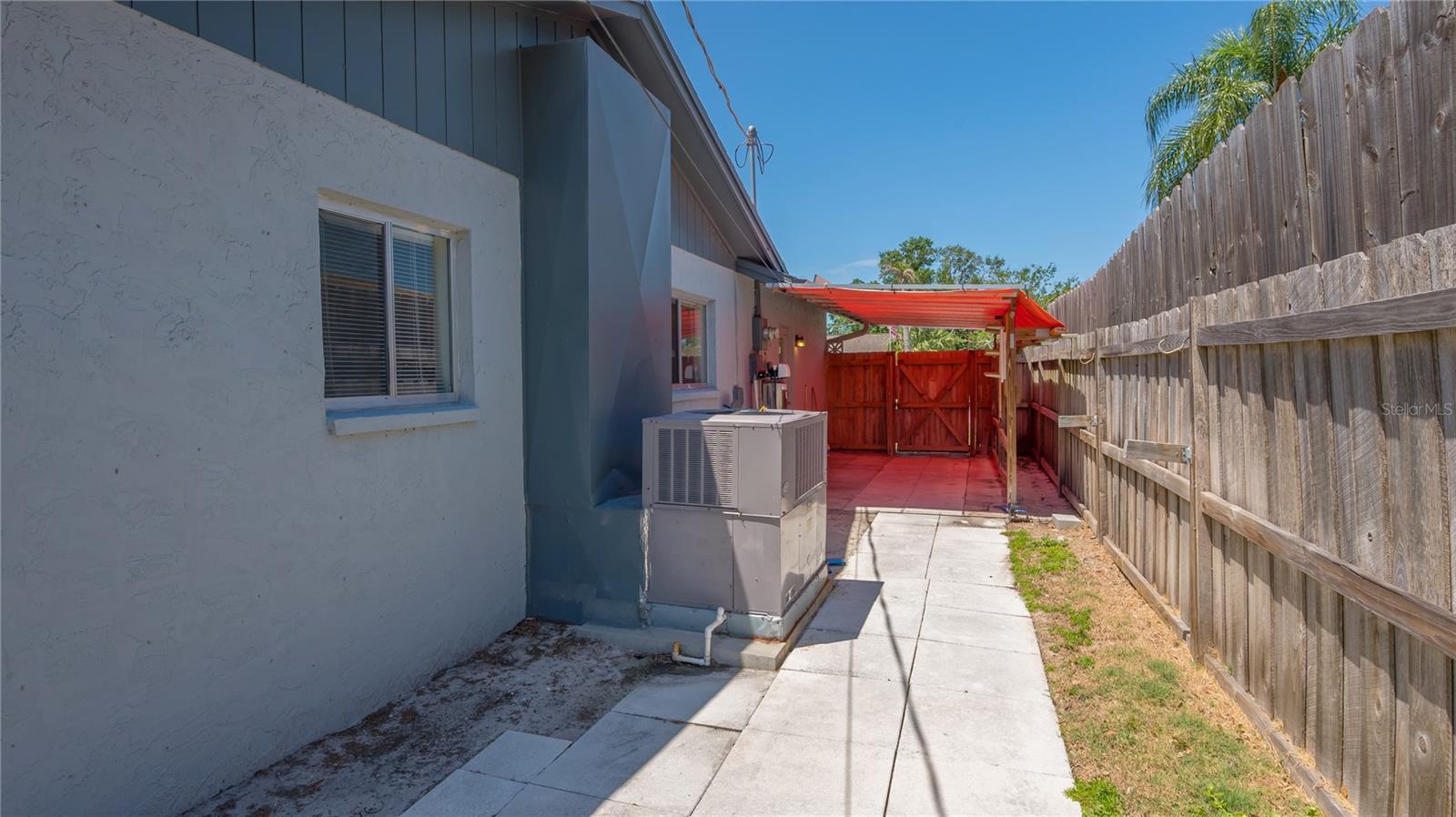 Image 13 of 34 For 3915 Allan Place