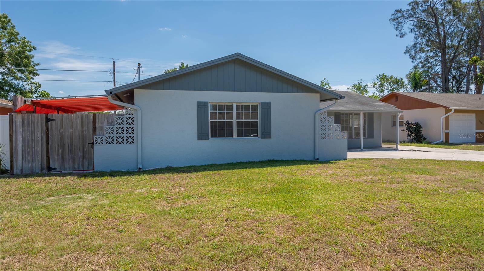 Image 2 of 34 For 3915 Allan Place