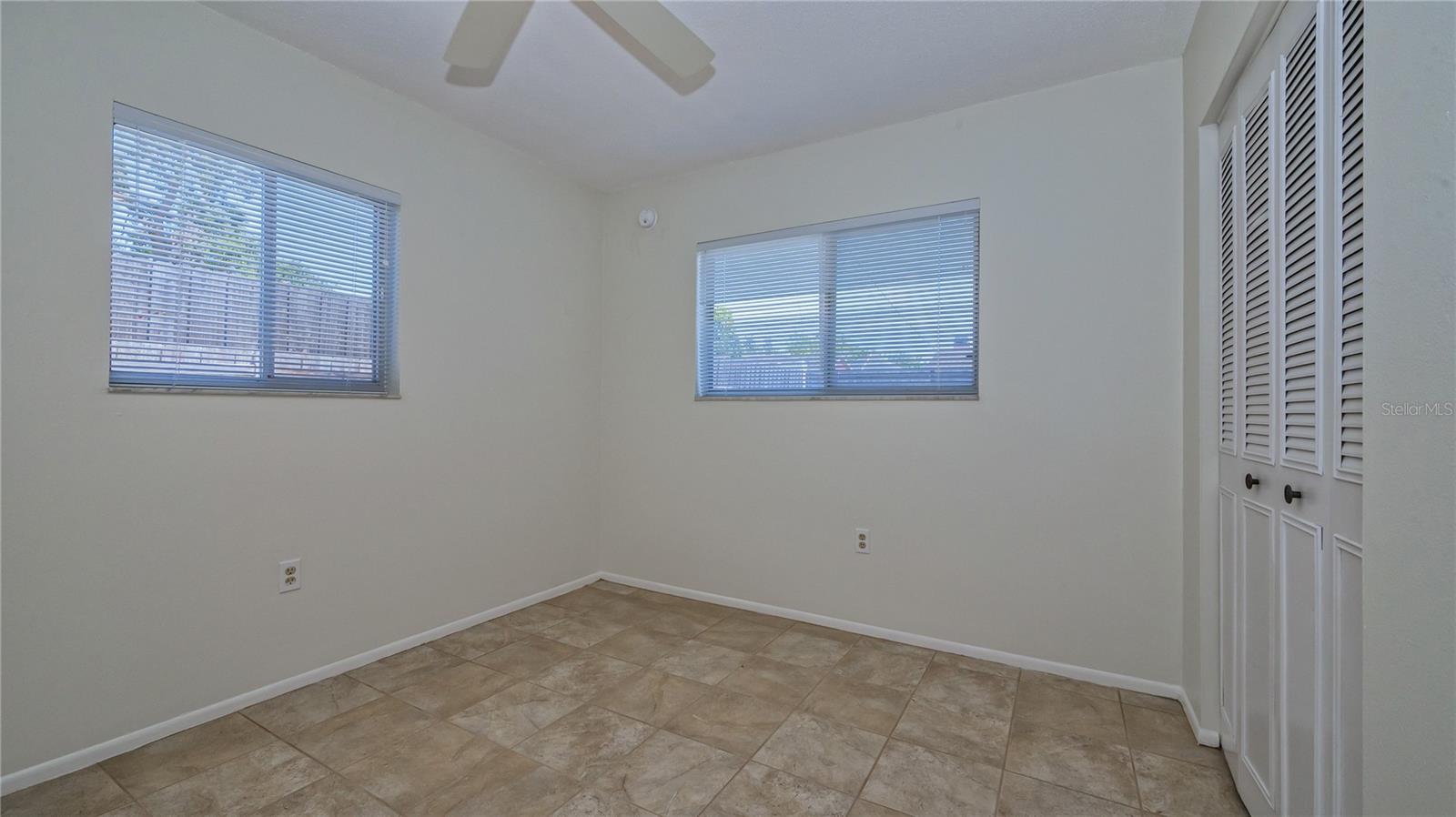 Image 30 of 34 For 3915 Allan Place