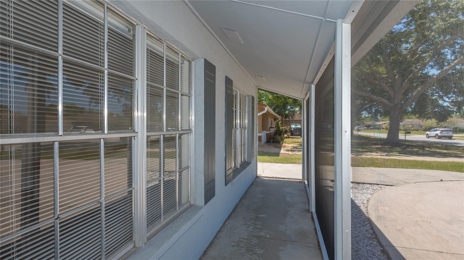 Image 6 of 34 For 3915 Allan Place