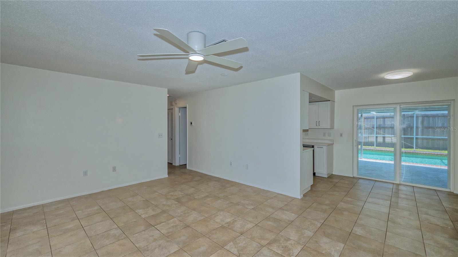 Image 8 of 34 For 3915 Allan Place