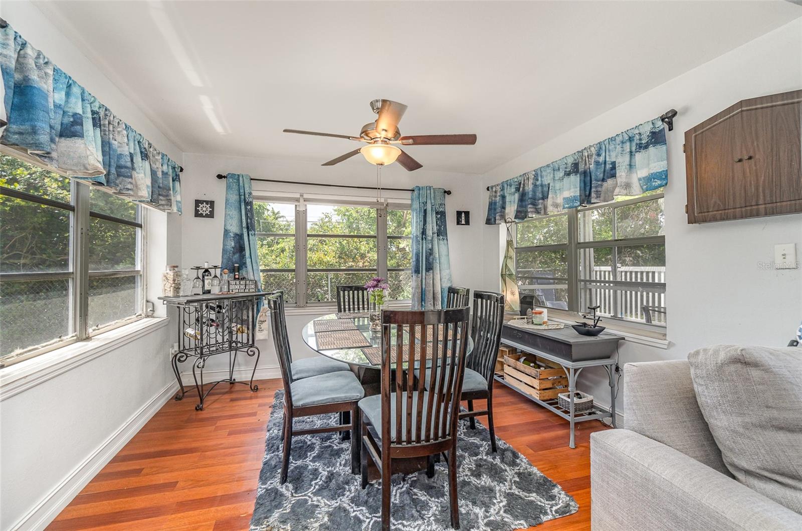 Image 9 of 22 For 4481 Lagg Avenue