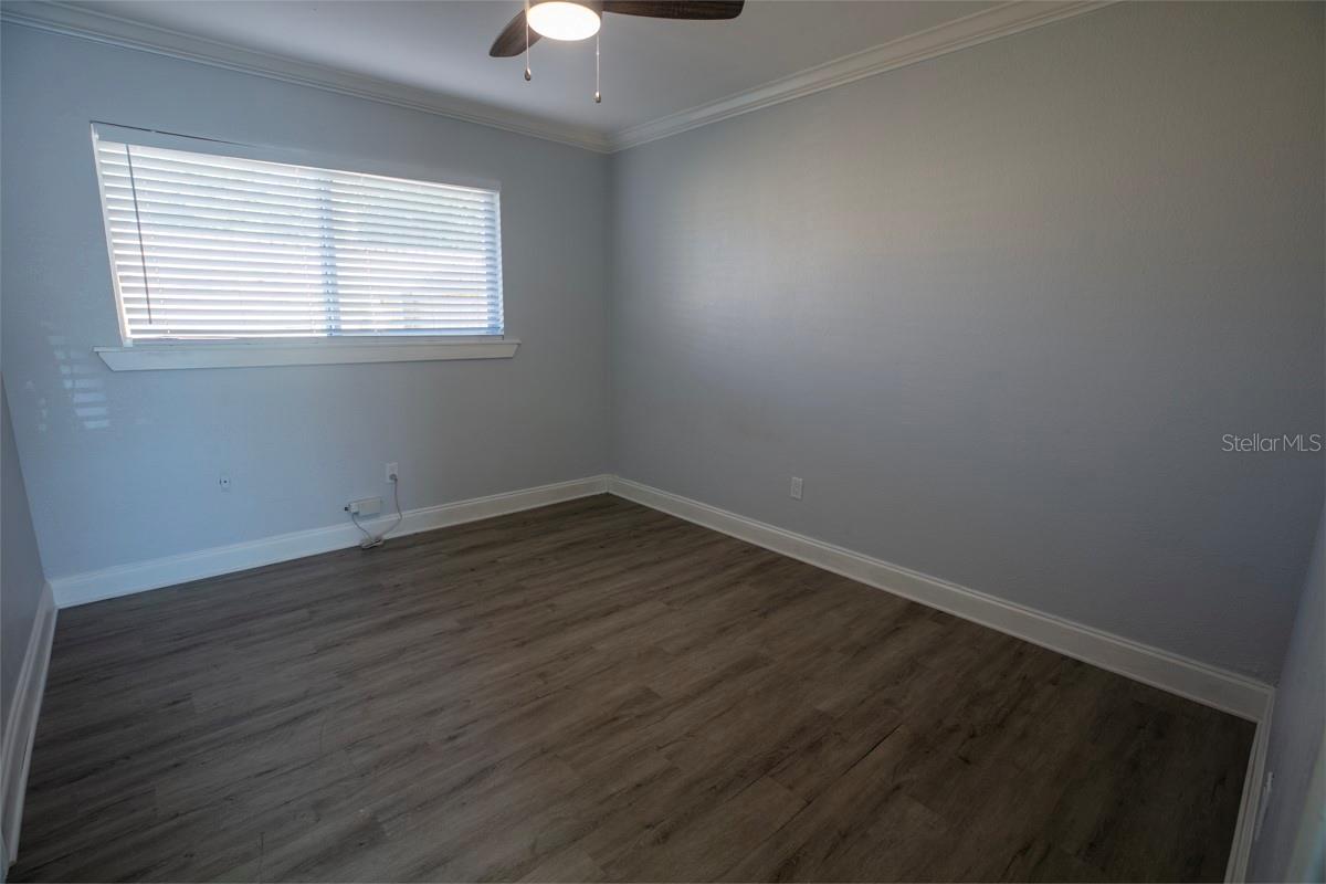 Image 13 of 16 For 6359 Gateway Avenue