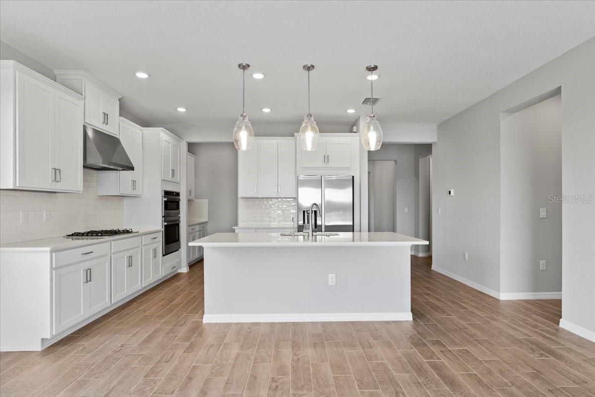 Image 7 of 47 For 9292 Tequila Sunrise Dr