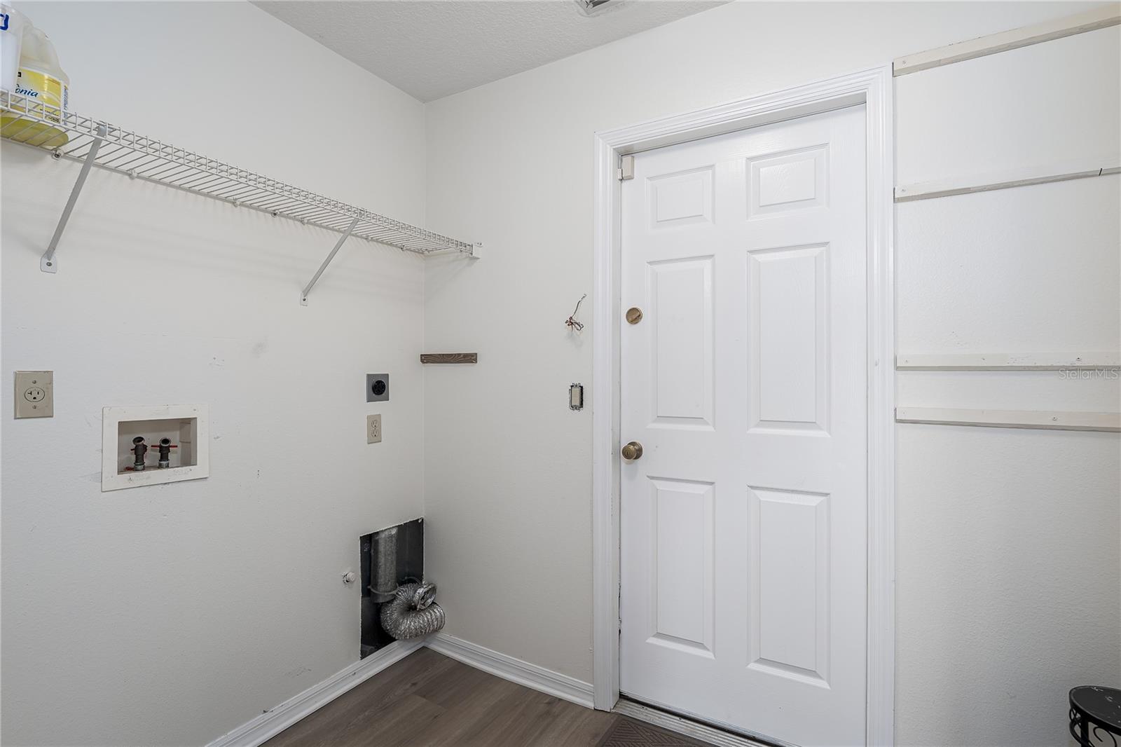 Image 17 of 41 For 6114 68th Drive E