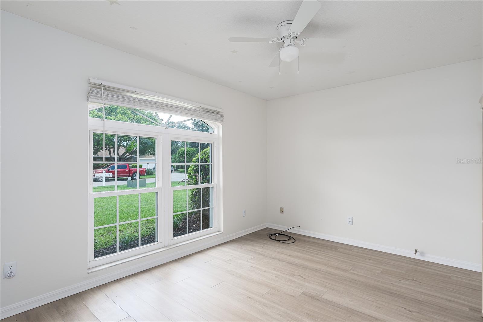 Image 18 of 41 For 6114 68th Drive E