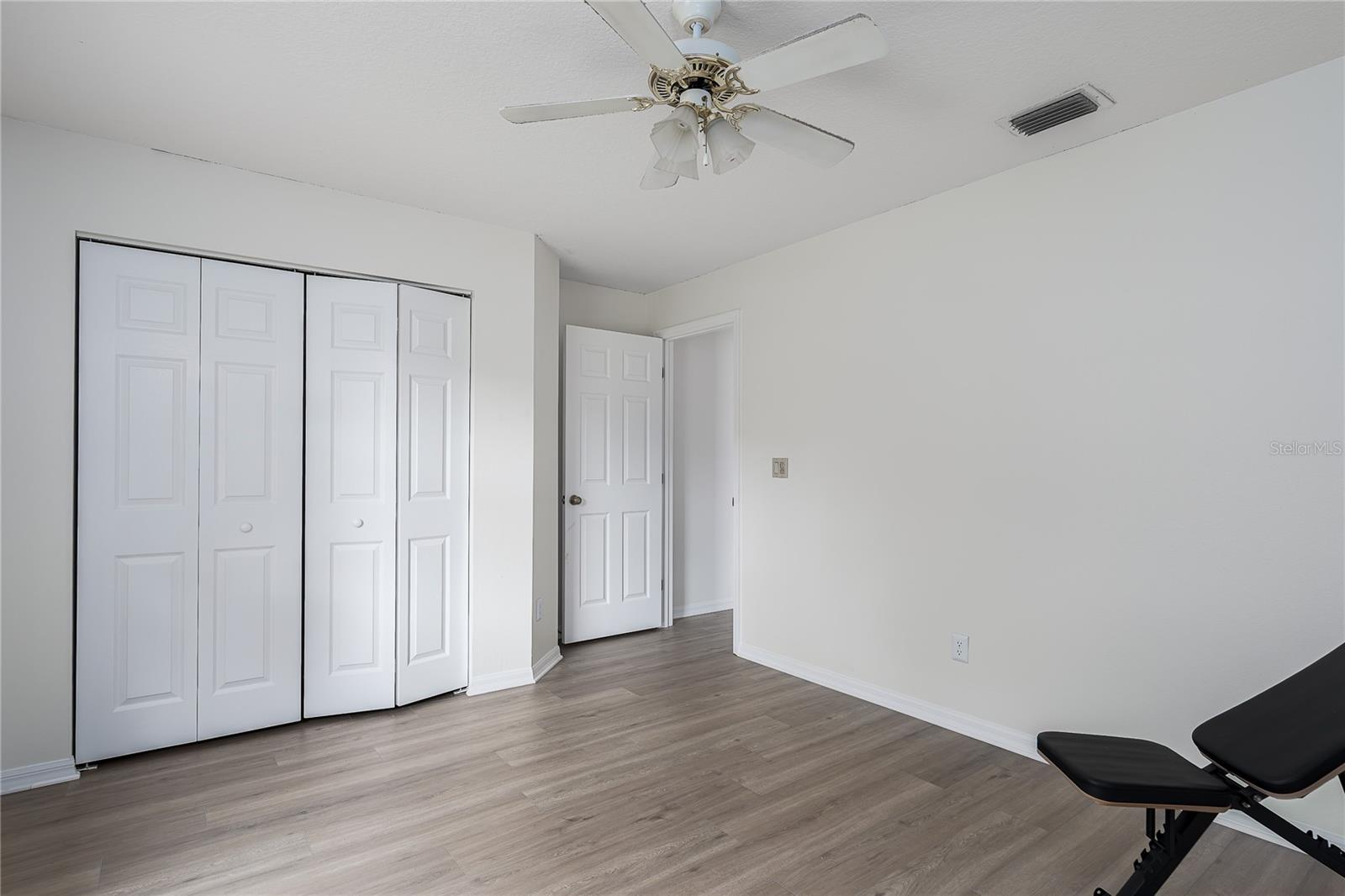 Image 22 of 41 For 6114 68th Drive E