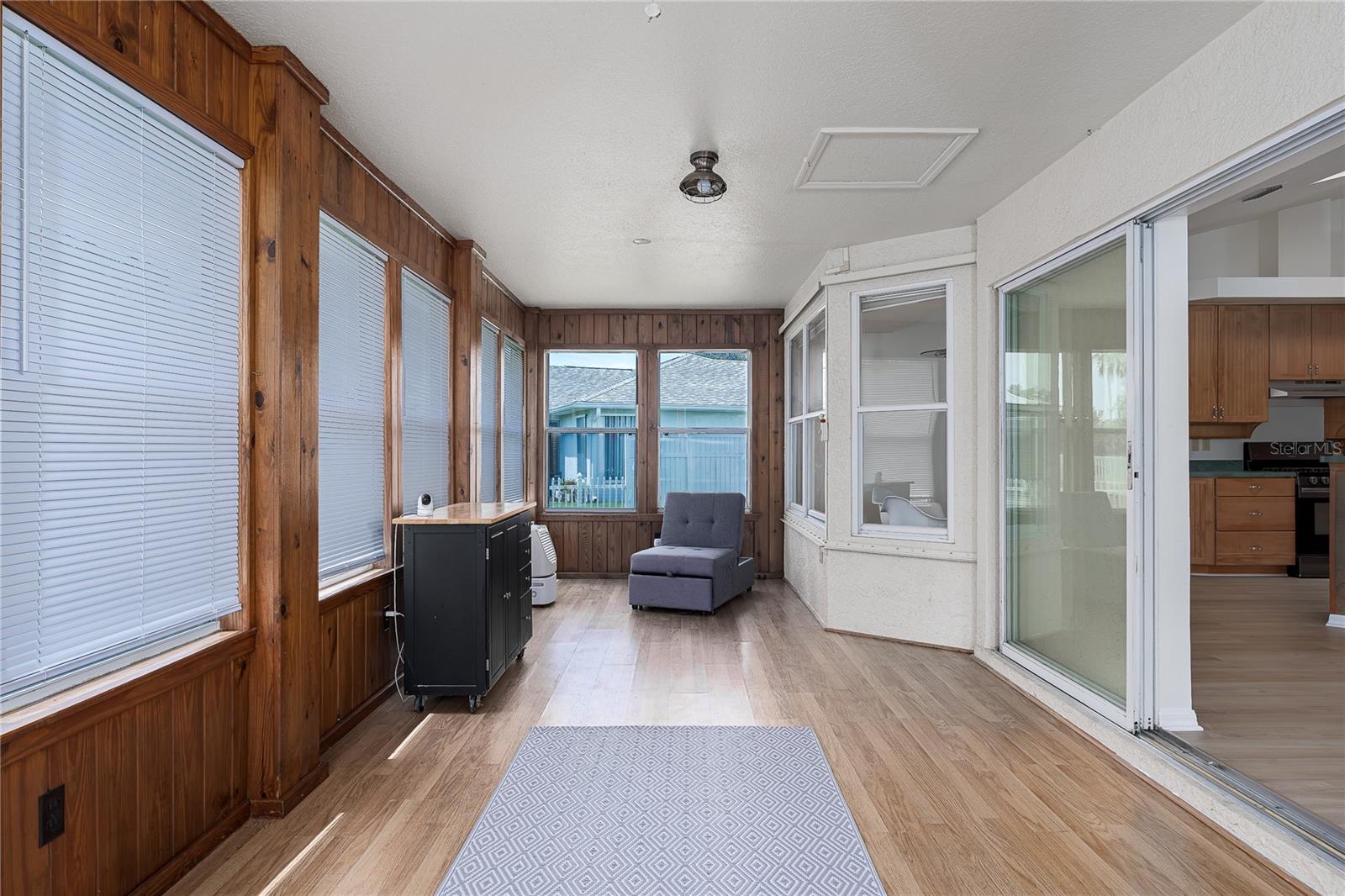 Image 23 of 41 For 6114 68th Drive E