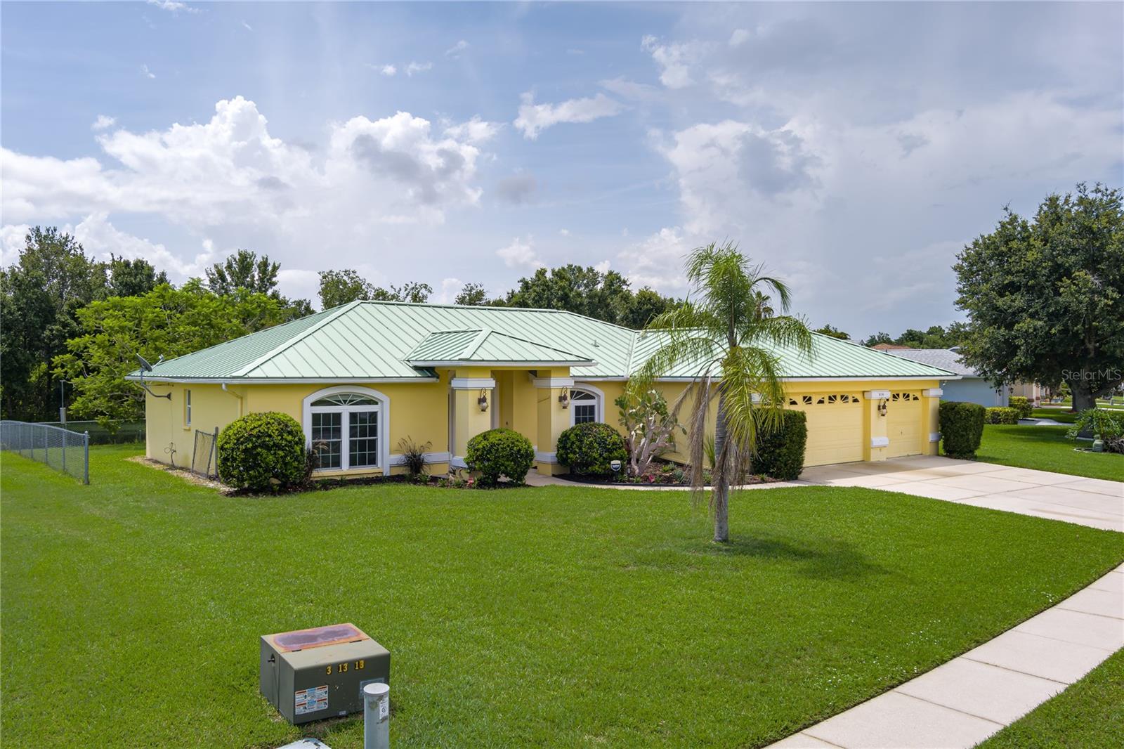 Image 32 of 41 For 6114 68th Drive E