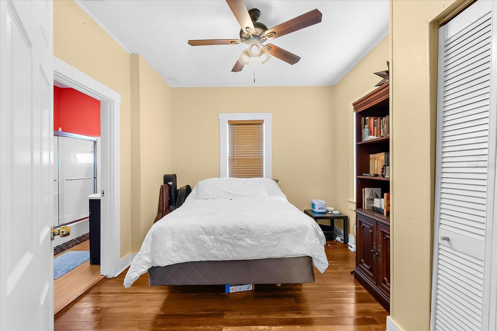 Image 20 of 30 For 1911 26th Street W