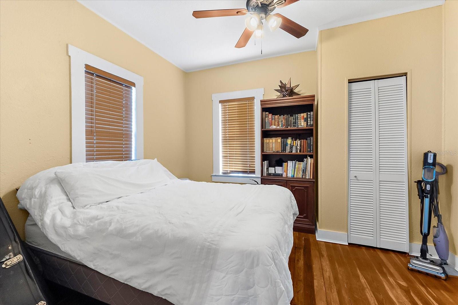 Image 21 of 30 For 1911 26th Street W