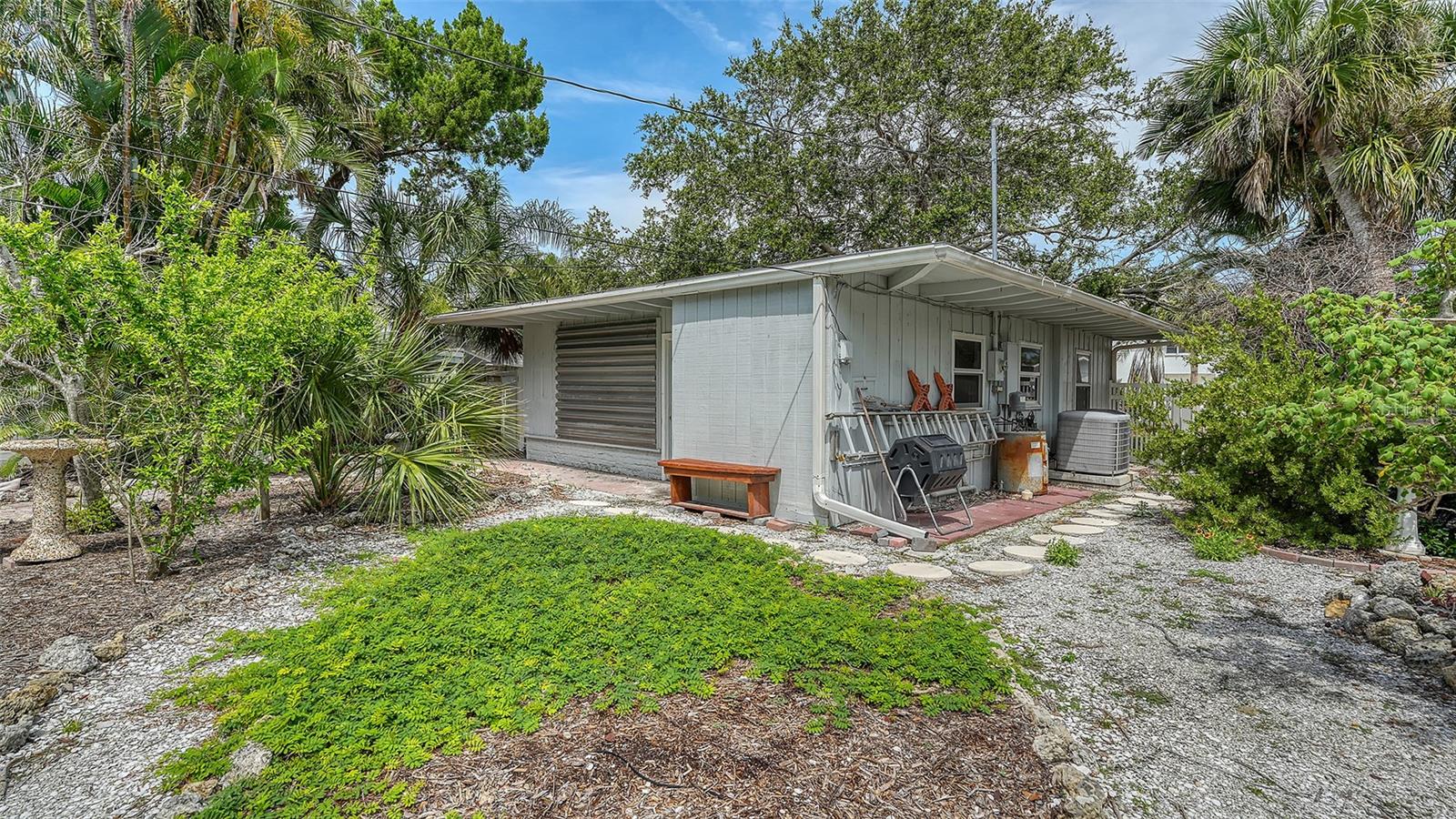 Image 8 of 33 For 5531 Calle Del Verano