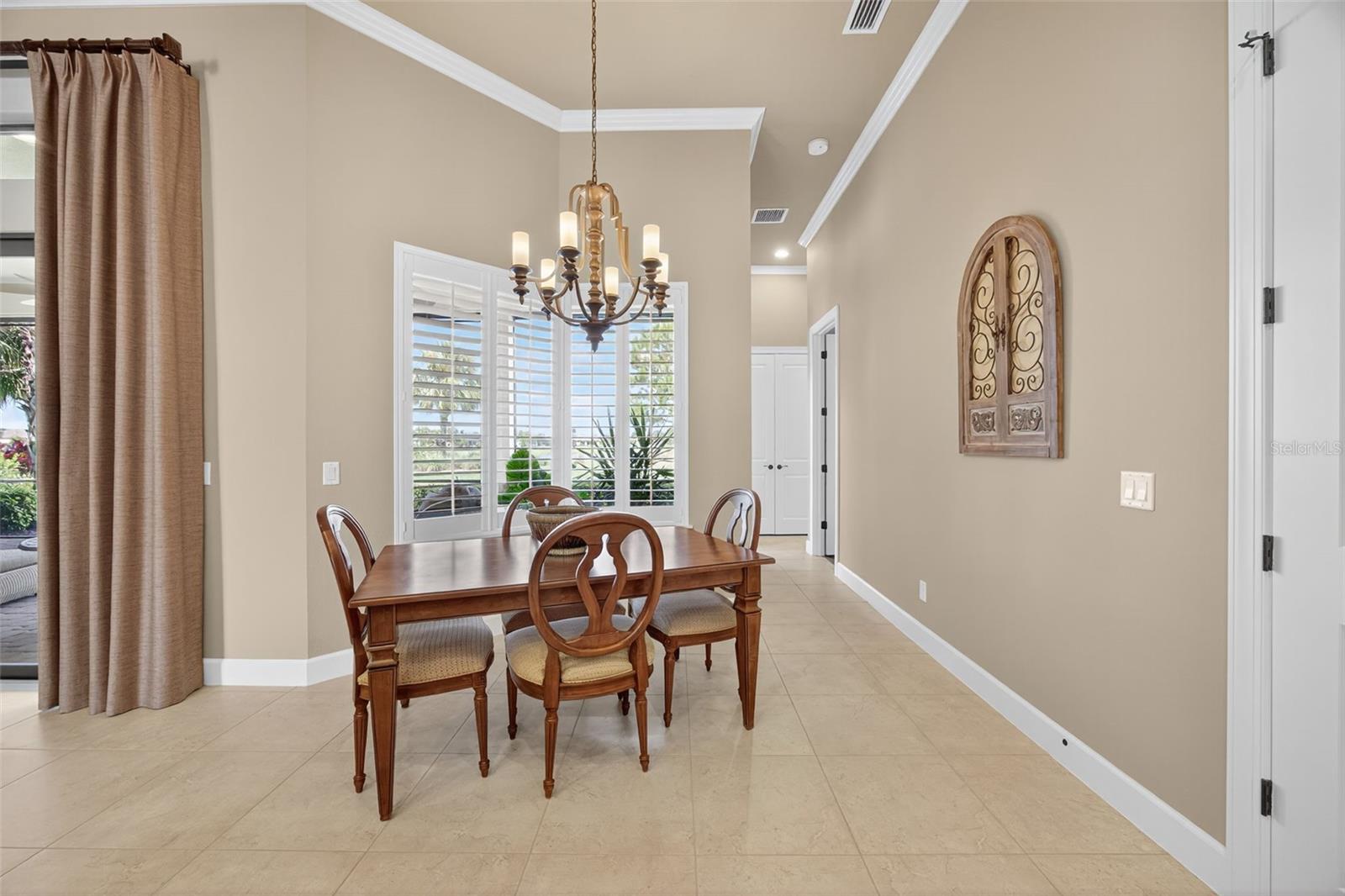 Image 23 of 82 For 5104 Benito Court