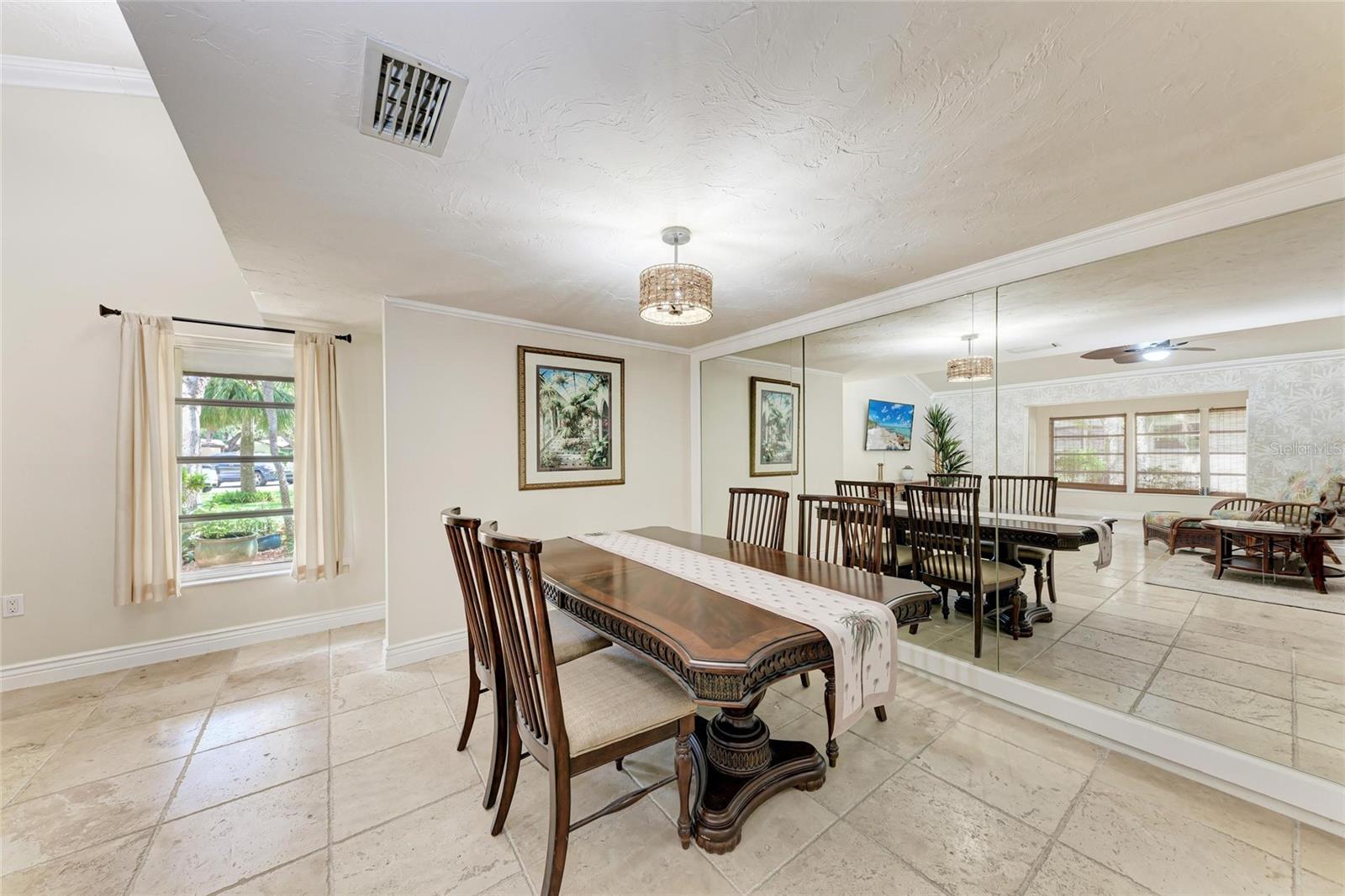 Image 10 of 29 For 2237 Circlewood Drive 18