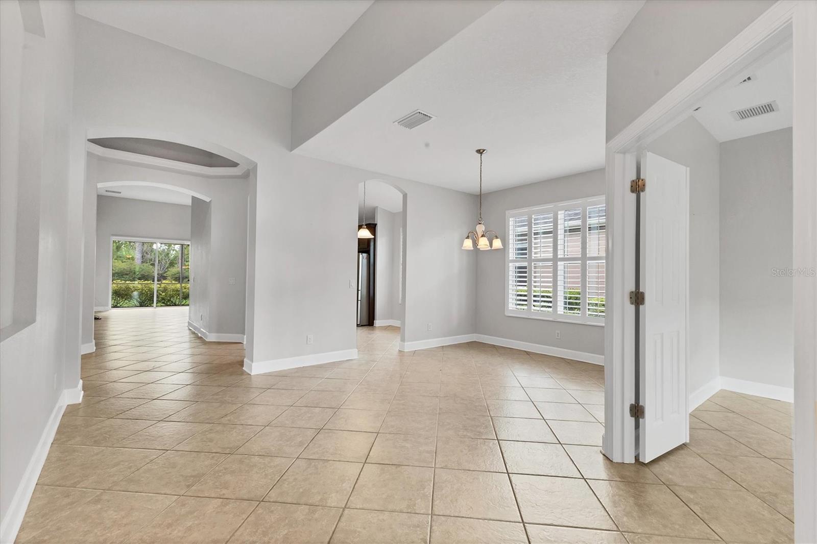 Image 13 of 37 For 2228 Terracina Drive