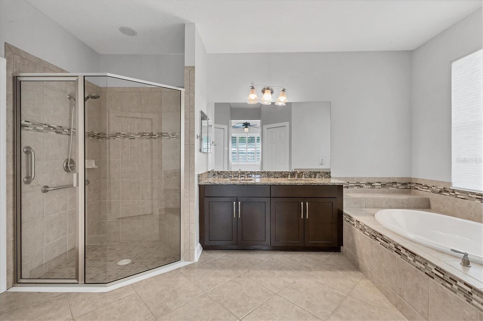 Image 19 of 37 For 2228 Terracina Drive